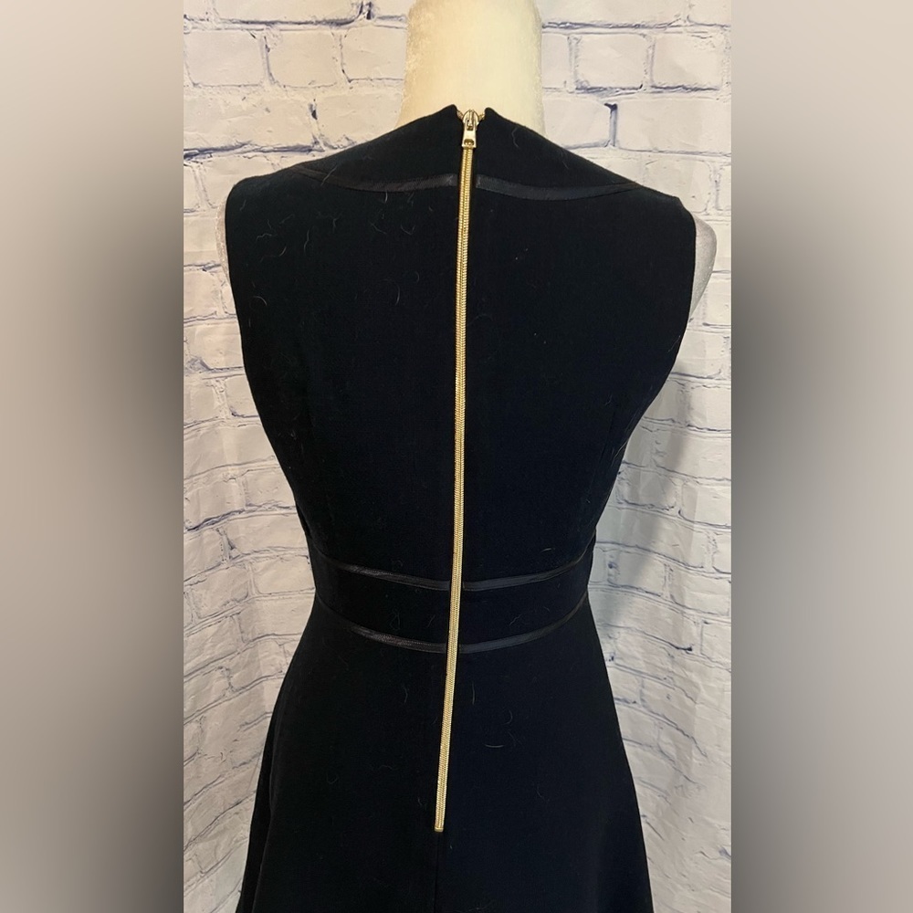 Tara Jarmon wool blend black Zip Back Sleeveless a line dress size 38/6 - Picture 5 of 8